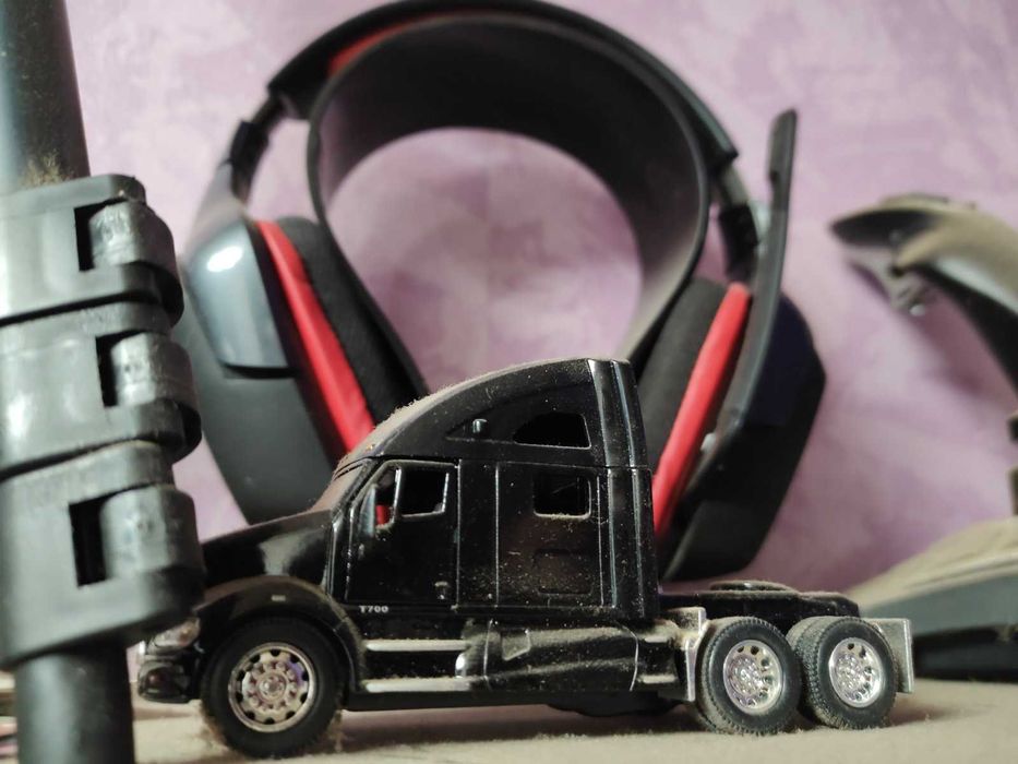 Машинка модель Кенворт