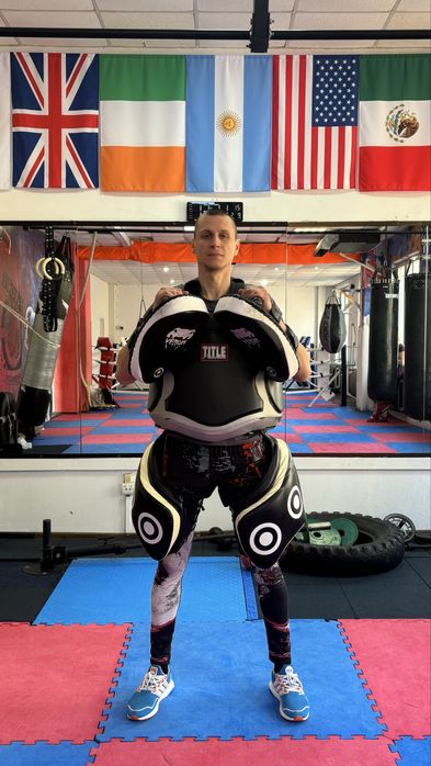 Тренер Бокс/киікбоксинг