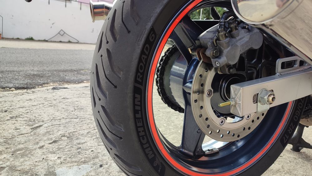 CBR 1000f em Excelente Estado