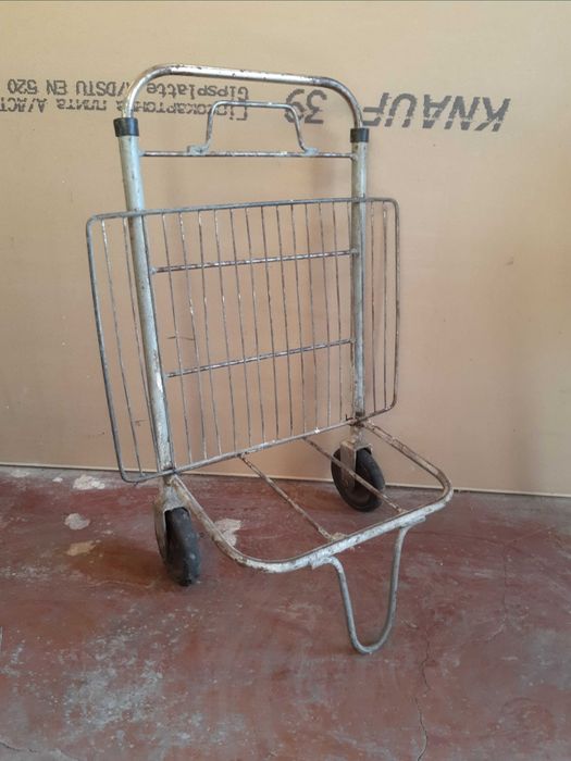 Тачка Кравчучка. Хозяйственная. Візок. Тележка на двух колесах. Метал ...