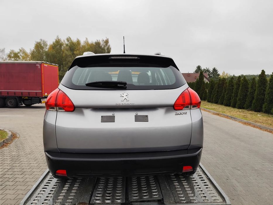 Peugeot 2008 2013 rok 100 TYS przeb tablet czujniki park wymieniony rozrzad