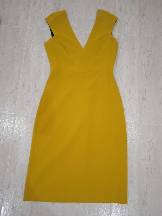 Vestido Zara, tamanho S, amarelo esverdeado