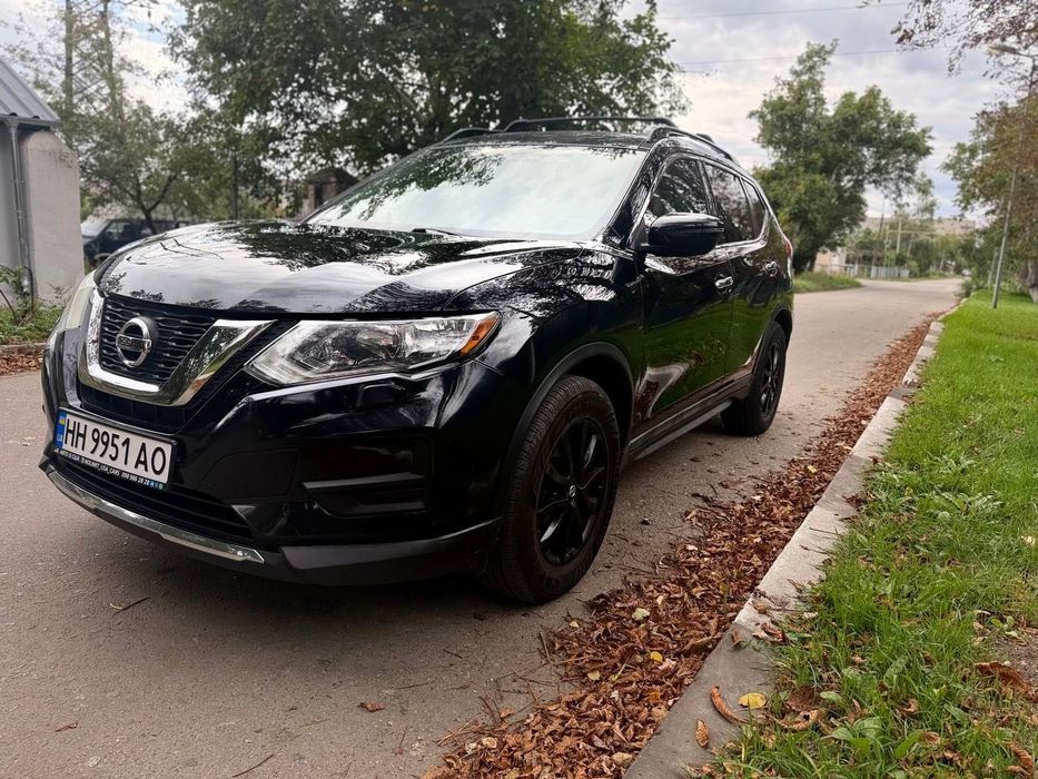 Продам Nissan Rogue 2017 року випуску