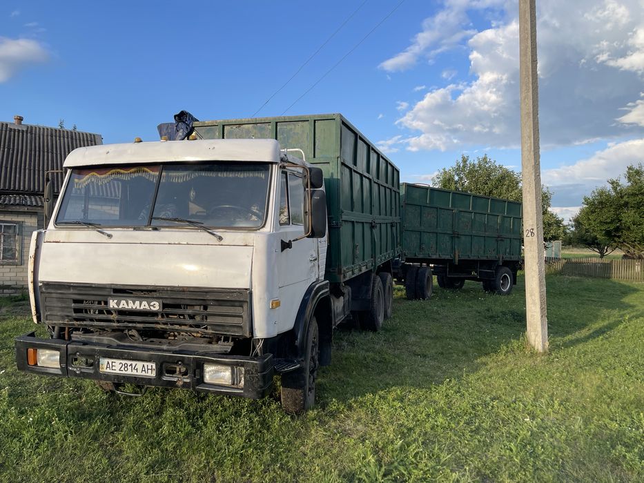 КамАЗ бортовий 53212