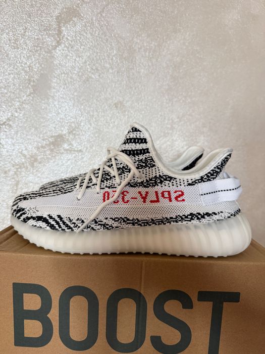 Nowe Adidas Yeezy boost v2 zebra