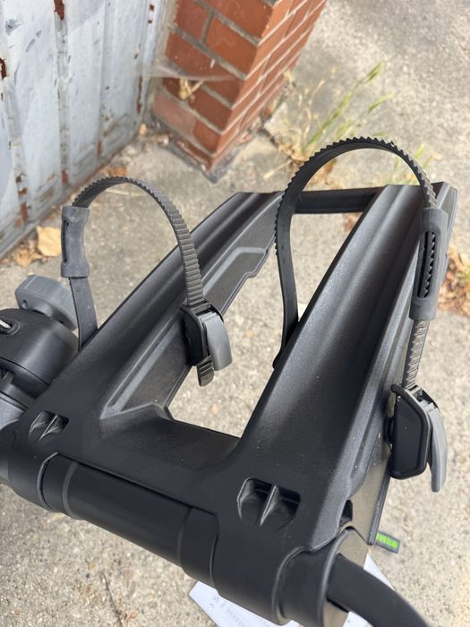 Велоплатформа велобагажник велокріплення на задню дверку ляду Thule Outway Platform 993001