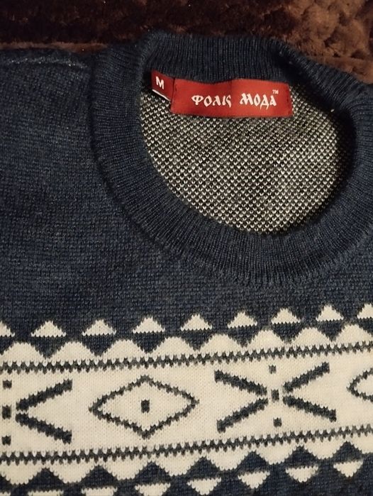 Чоловічий светр з оленями