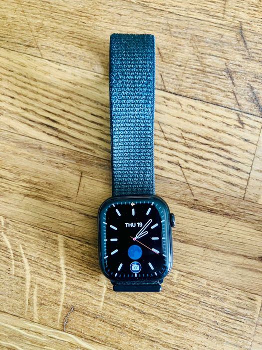Apple Watch Series 10 Titânio GPS 46mm - Cellular - Titanium