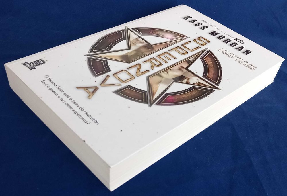 Livro Light Years 2 Supernova de Kass Morgan [Portes Grátis]