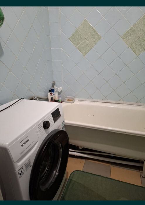 Срочно! Продаётся 2-х комнатная квартира на микрорайоне Солнечный.