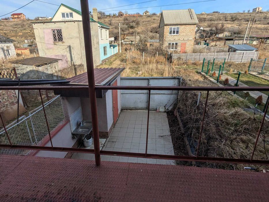 Двухэтажный дом в Каролино-Бугазе