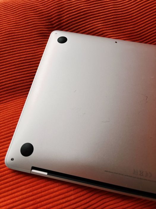 MacBook Pro M1 13 cali / 512 SSD / 16 GB