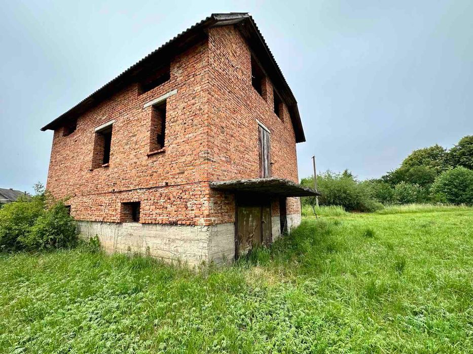 Цегляний Будинок/Незавершене будівництво. с. Олексичі