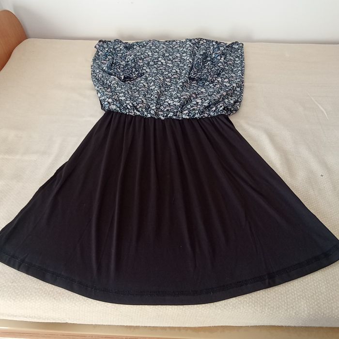 Vestido azul florido