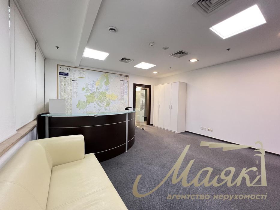 Аренда офиса 112 кв.м в бизнес центре на ул. Богдана Хмельницкого