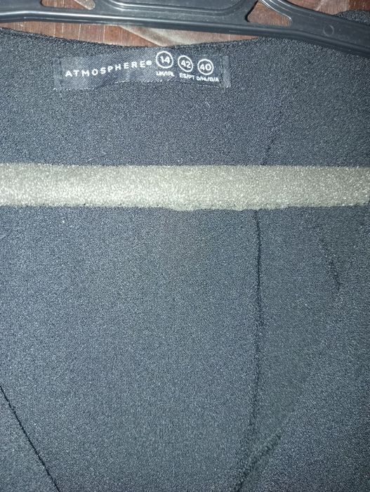 Vestido preto manga curta