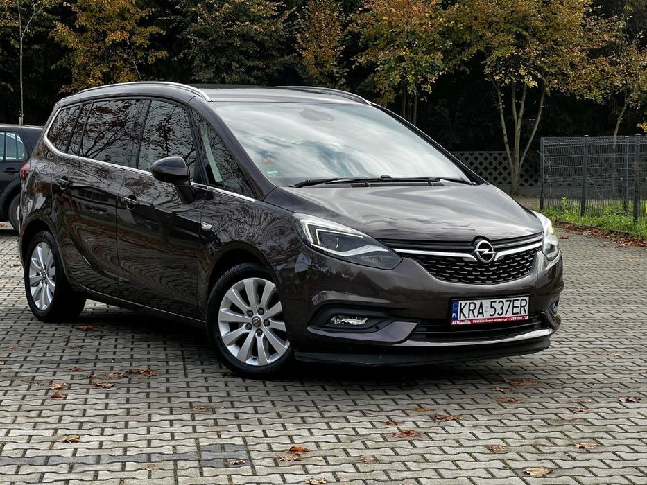Opel Zafira Lift+109 tys km+1.6 TURBO+Automat+LED+7 miejsc+Gwarancja 12 mies