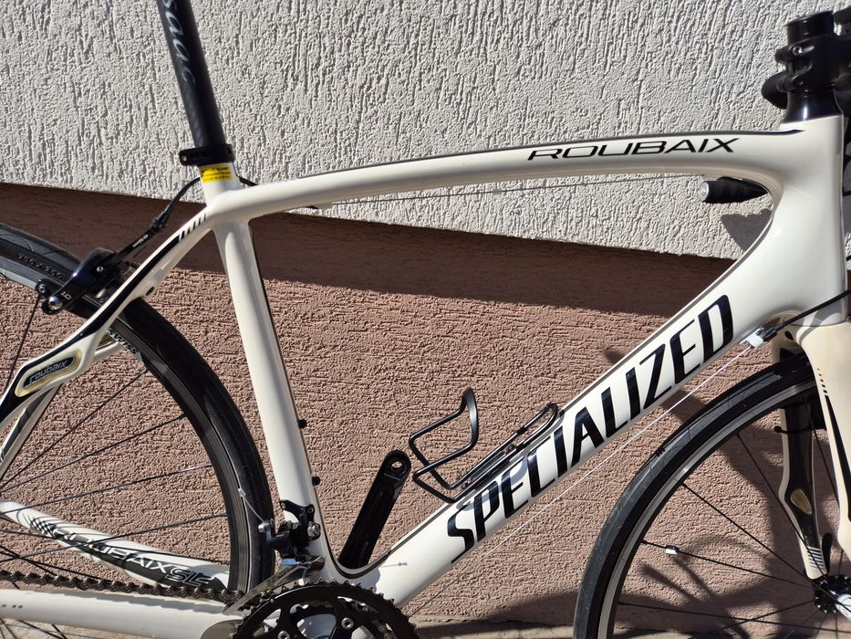 Rower szosowy Specialized Roubaix, full carbon, Shimano Sora