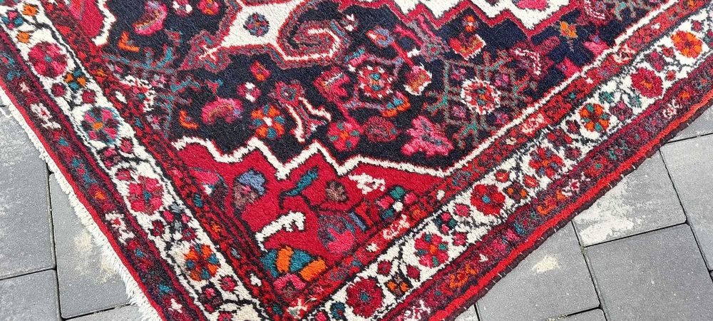 Tuserkan ręcznie tkany dywan wełniany irański 151 x 110 cm Iran