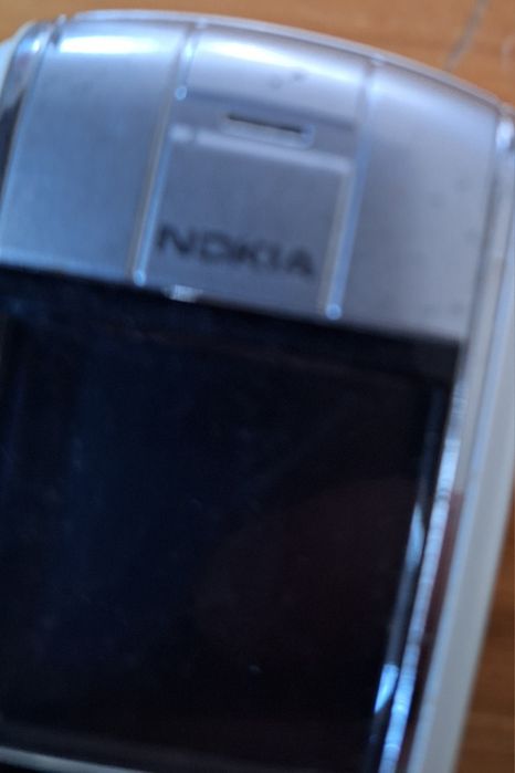 Telemóvel Nokia 6020