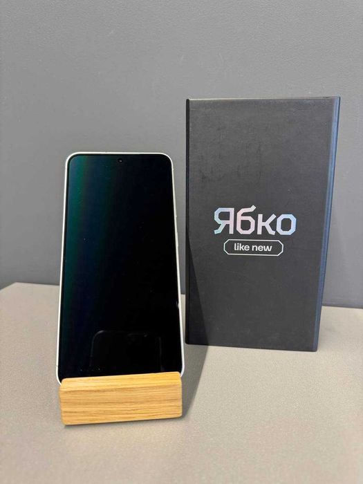 Продається Samsung Galaxy S24 8/128GB вживаний, ЯБКО