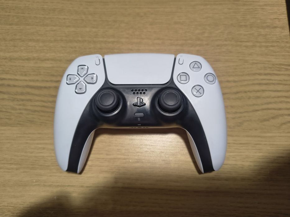 Kontroler dual sense ps5