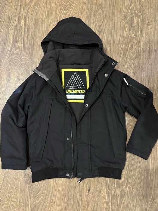 Тепла куртка  next 9 років