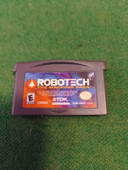 Gra na konsolę Game Boy Advance Robotech: The Macross Saga
