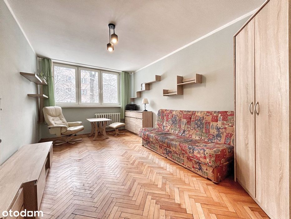 Kawalerka do remontu / Azory / blisko MPK