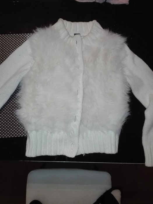 GAP sweterek z futerkiem