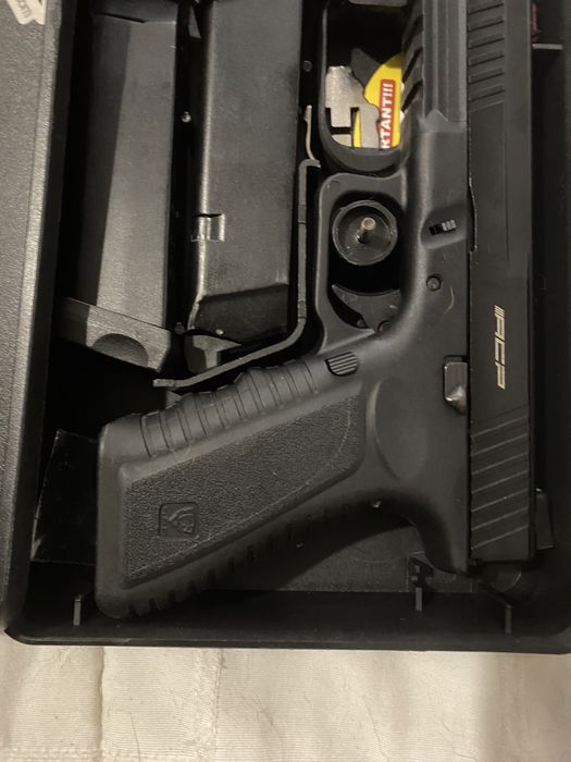 Pistola Airsoft Aps acp601 CO2