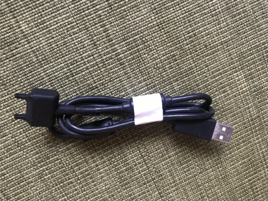 Компʼютерні миші та USB кабелі