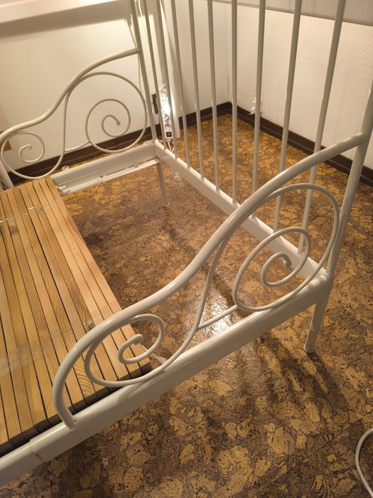 Cama de criança extensível, de ferro, ikea mennin