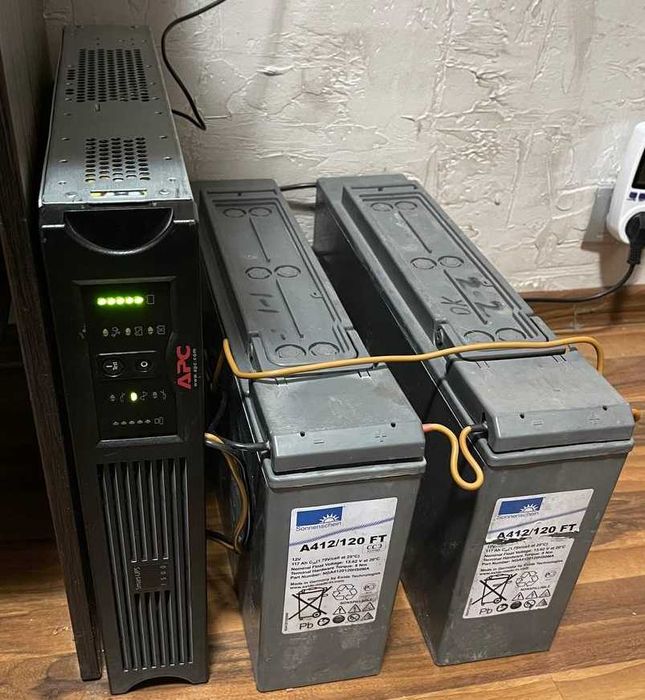 ДБЖ APC Smart UPS 1500 (SUA1500RM2U, 640-7734L REV11) без акумів