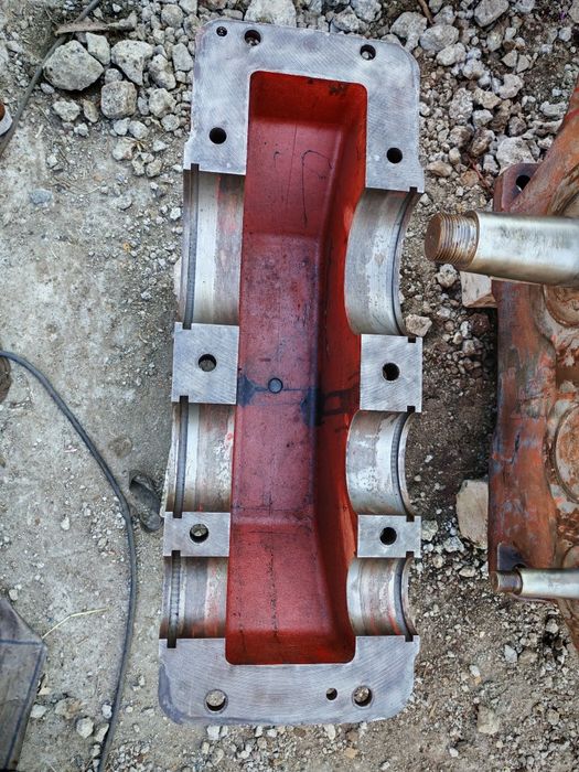 Редуктори ц2у-200-40 ц2у-250-40 цдн25-50