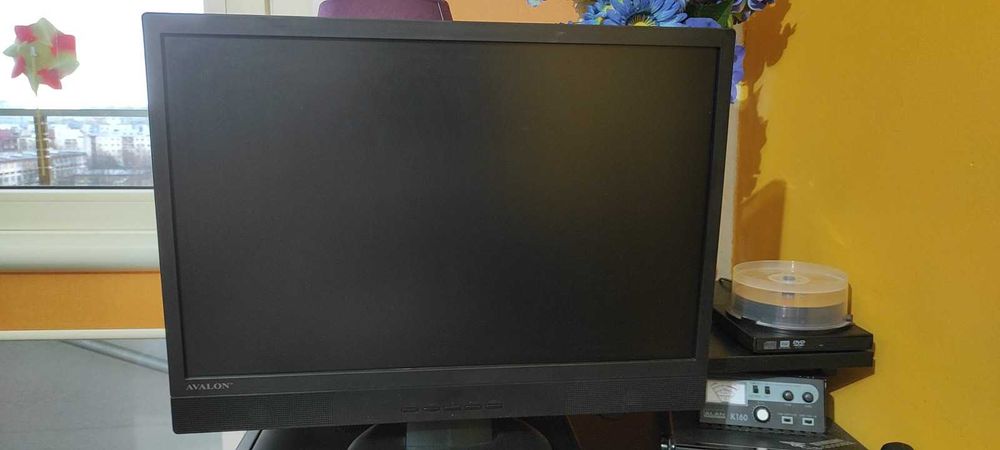 Zamienie Monitor Avalon Philips 22 cale z głośnikami