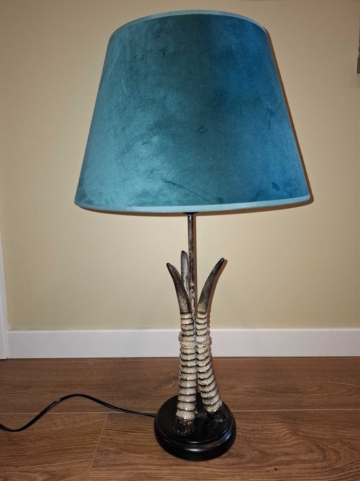 Candeeiro de Mesa Escultórico