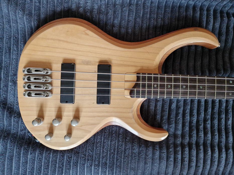 Gitara basowa Ibanez BTB 550