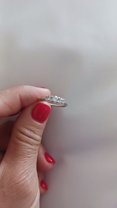 Anel pandora original em prata com 3 pedras