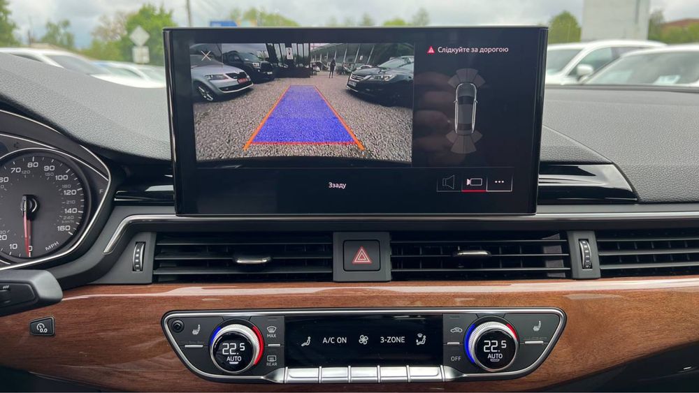 Audi A4 Premium 40 2022. Мінімальні пошкодження.