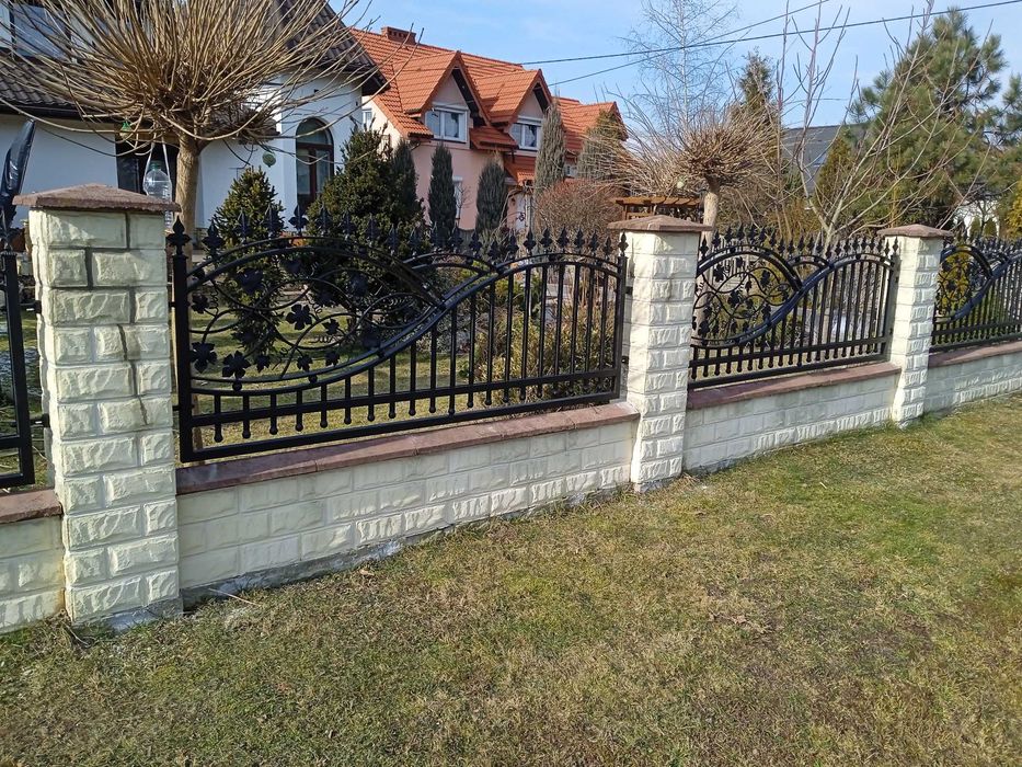 Ogrodzenia metalowe / stalowe – solidne, na lata