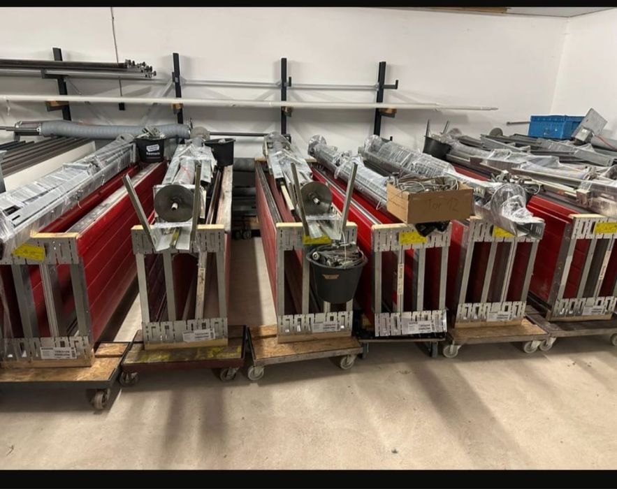 Brama segmentowa przemysłowa szer 2.60 x wys 2.50 [12 sztuk]