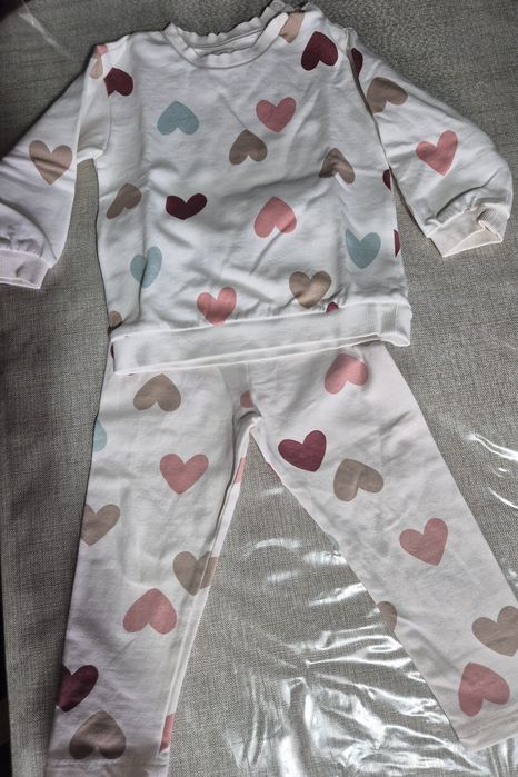 Dres niemowlęcy r.86