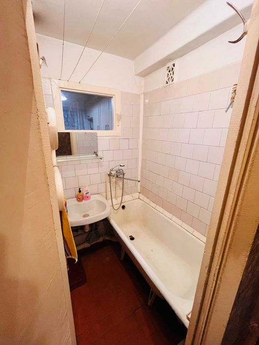 Здам 3к квартиру поблизу метро Вокзальна вул. Кавказька 9