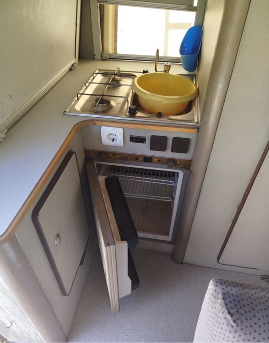 Autocaravana Ford Transit 1989 – Clássica