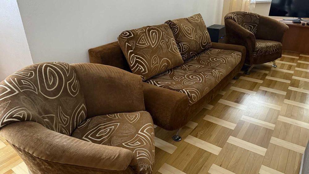 Komplet wypoczynkowy sofa + 2 fotele brązowe