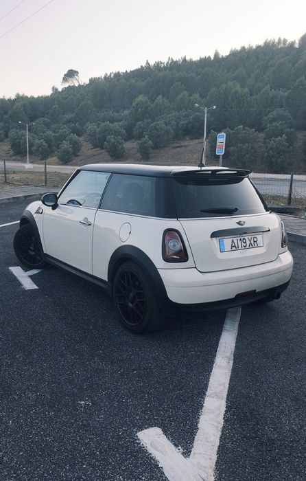Mini Cooper D 1.6521691589782415361
