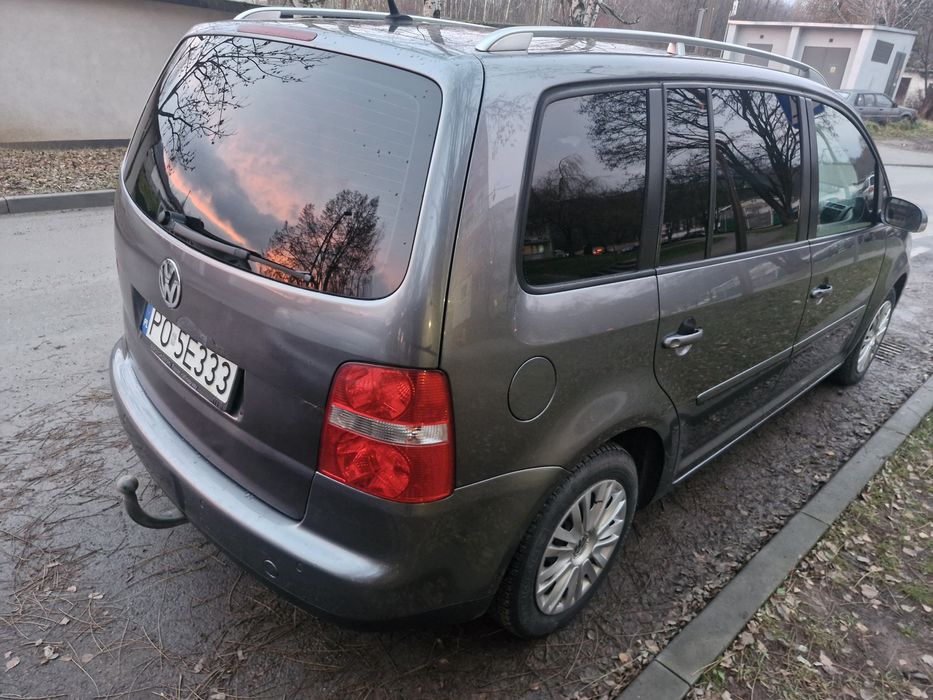 Witam sprzedam Touran 7 osobowy 2.0 diesel