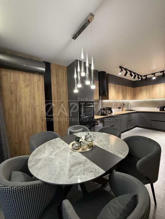 Продажа квартиры ул. Кадетский Гай, ЖК Медовый, Соломенский р-н