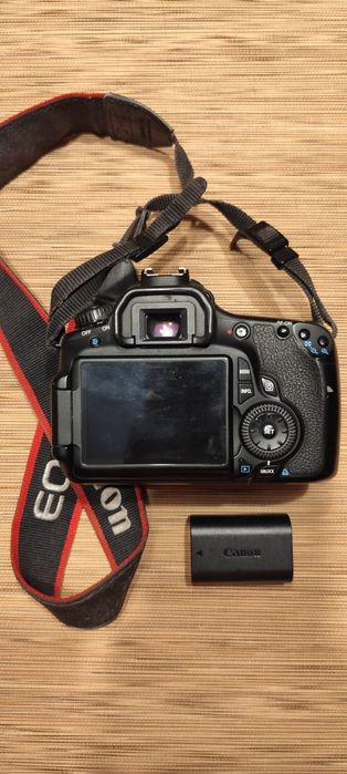 Corpo Canon 60D + bateria